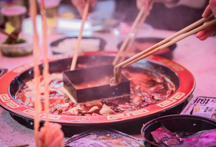 宜昌開火鍋加盟店，如何讓顧客贊不絕口？