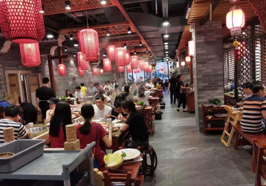 松滋開(kāi)火鍋加盟店如何經(jīng)營(yíng)才火？