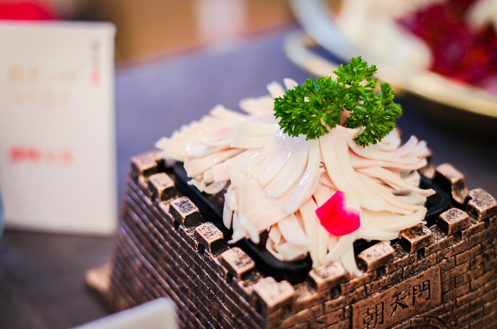 遵化開火鍋加盟店，要遵循哪些市場(chǎng)規(guī)律？