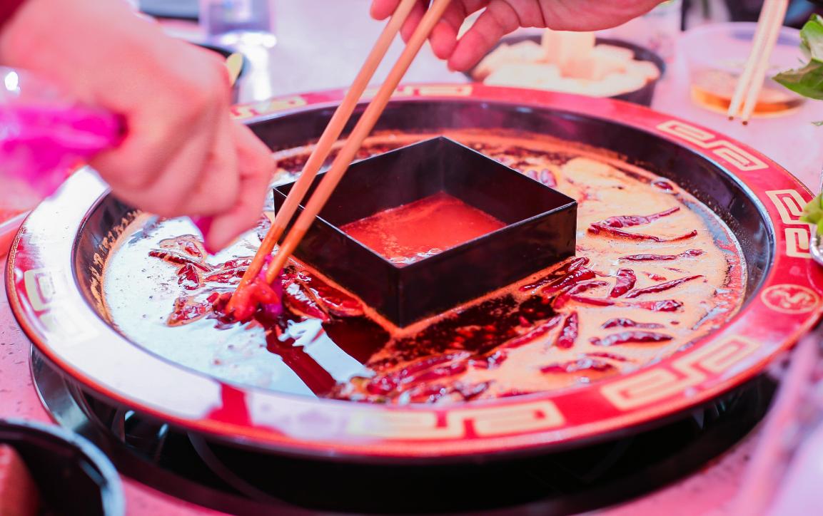 潞城開火鍋加盟店，需要跟人合伙嗎？