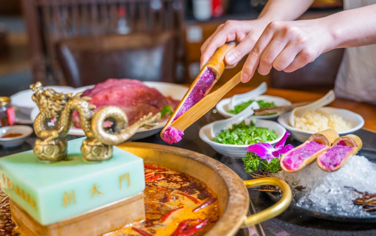 為什么火鍋能成為餐飲份額最大品類？